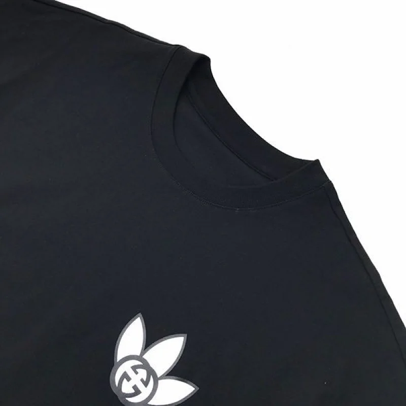 人気No1コラボ グッチ×アディダス コピー トレフォイルプリントTシャツ gue66455