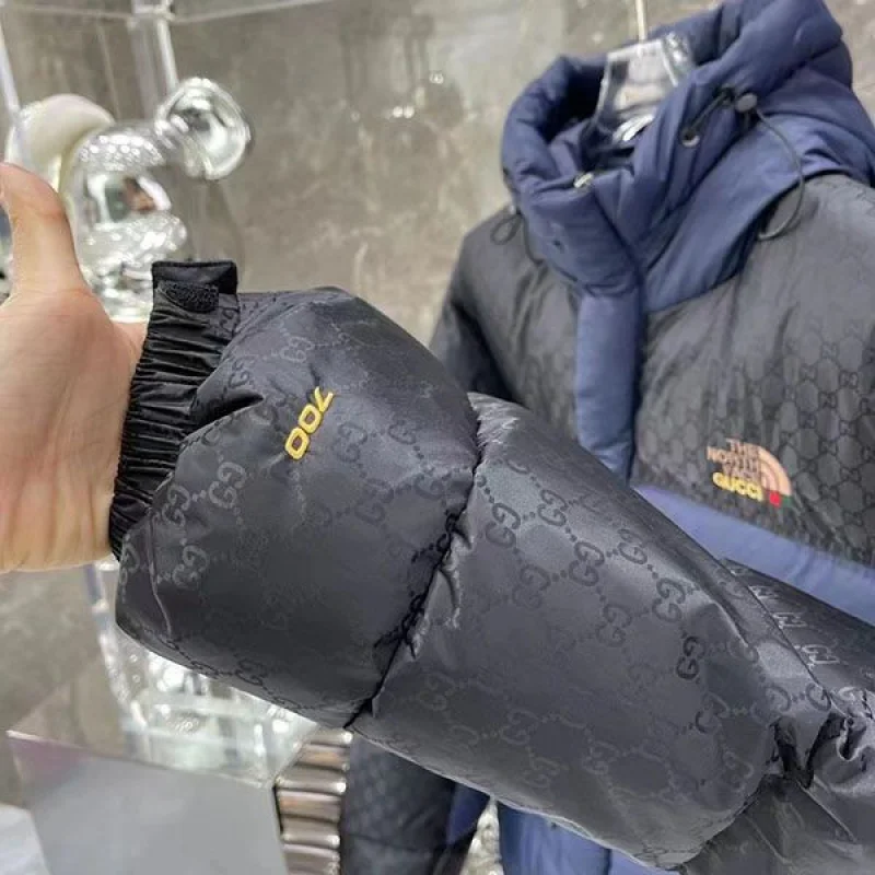確保済み グッチ ノースフェイス ダウンジャケット コピー guf41523