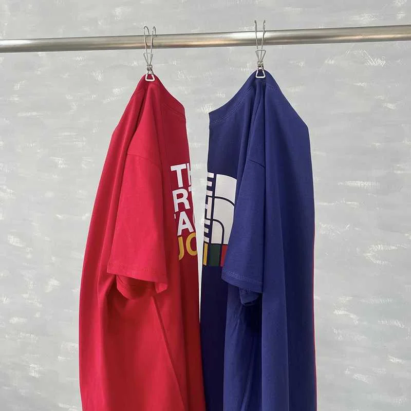 人気急上昇グッチ×ノースフェイス パッチワーク クルーネック Tシャツ コピー guh27350