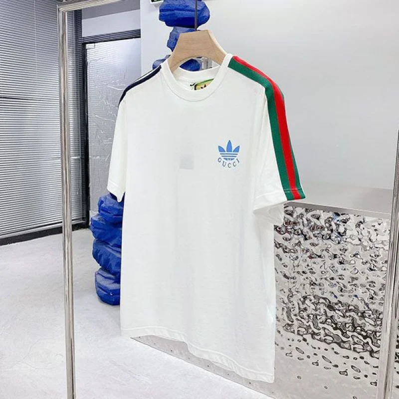 完売必至《アディダス xグッチ》トレフォイル プリント Tシャツ コピー guh72950