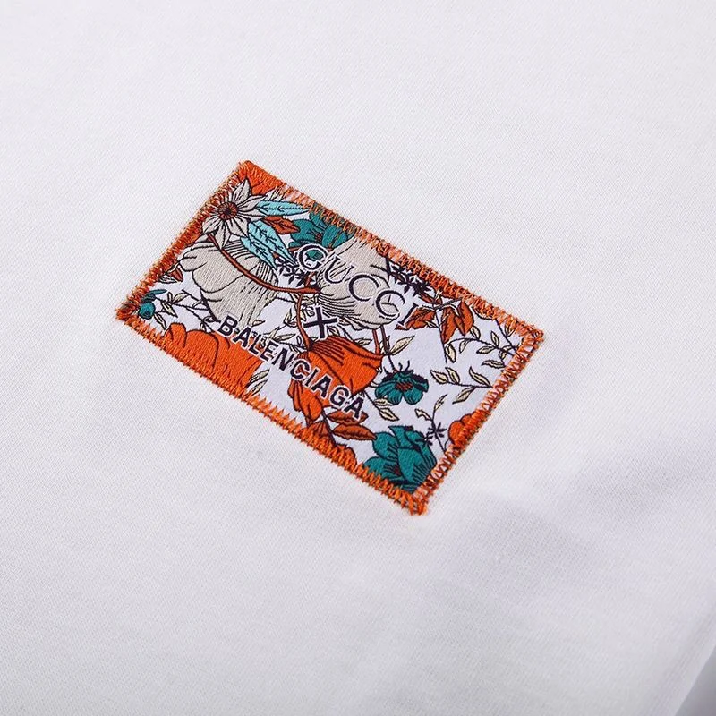 追跡付き発送バレンシアガ×グッチ コピー ホワイト ロゴ Tシャツ guj97303