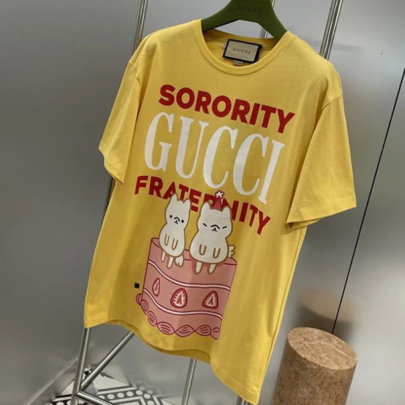 大人気!グッチ Sorority グッチFraternity プリント 偽物 Tシャツ gum67609