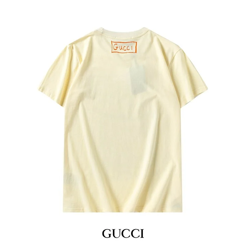 目を惹くカラー グッチ コットン Tシャツ コピー 半袖 ロゴ guq72551
