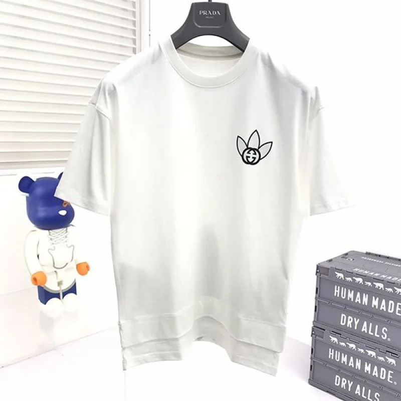 可愛いコラボ グッチ×アディダス 偽物 トレフォイルプリントTシャツ guq88525