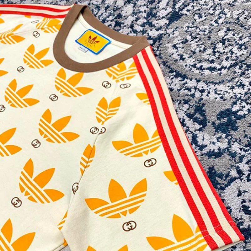 世界中で大人気♪ディダス×グッチ コットン ジャージ Tシャツ コピー gus90660