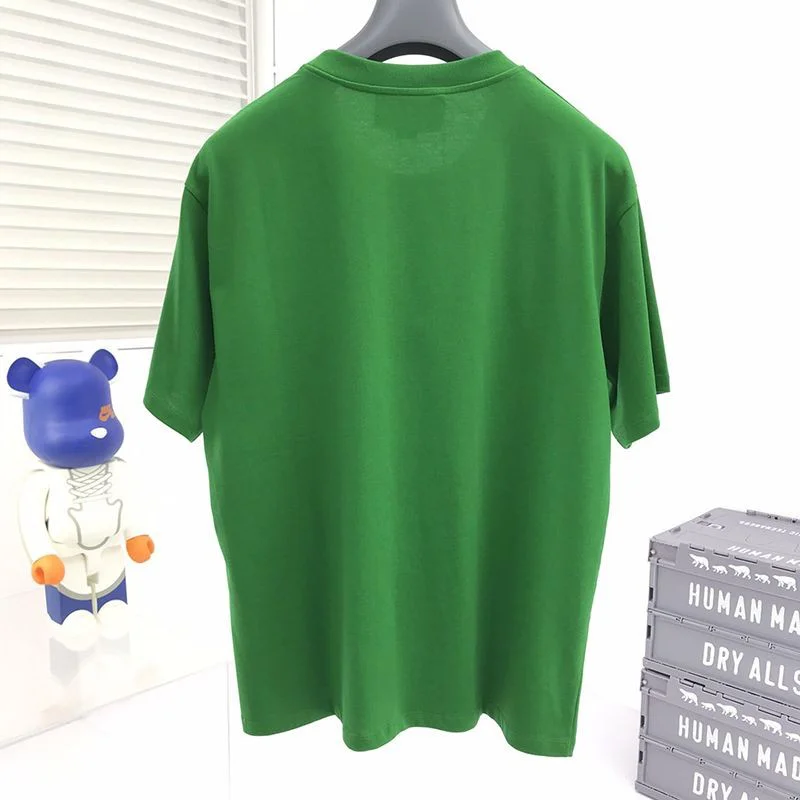 定番人気☆グッチ ロゴ コットンTシャツ 偽物 バックフラワーアップリケ 2色 guw17595