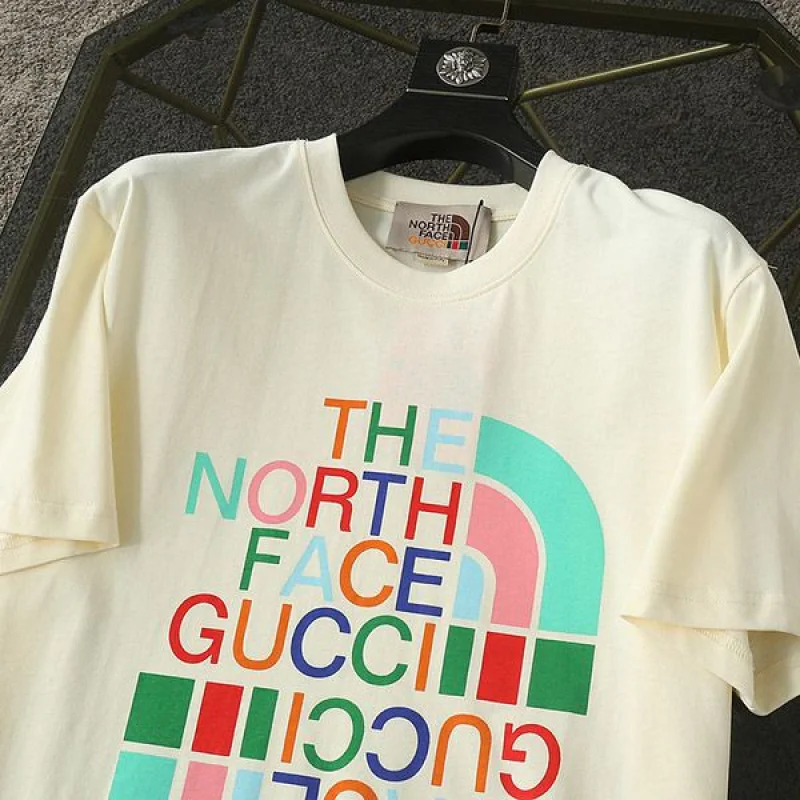 ギフトに最適ノースフェイス グッチ コピー ロゴ コットン Tシャツ 2色 guz86483