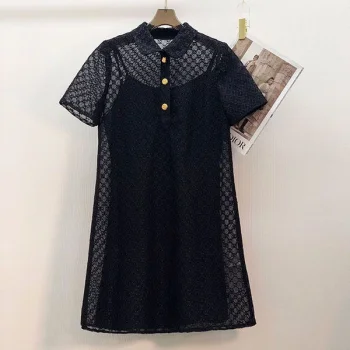 服 guu47995 スーパーコピー