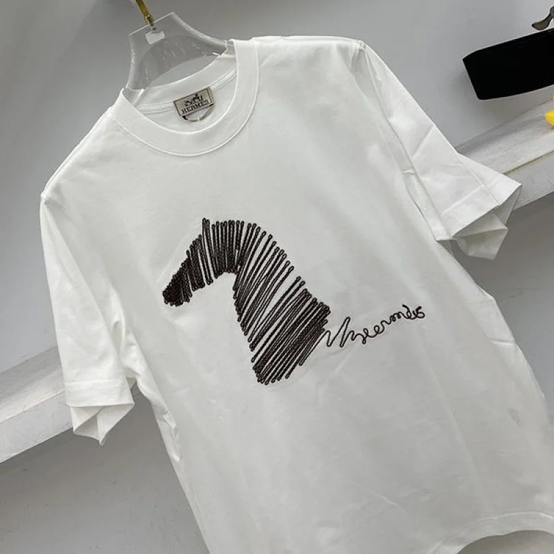 人気急上昇 エルメス マキシカルトゥーシュ 半袖Tシャツ 偽物 era31070