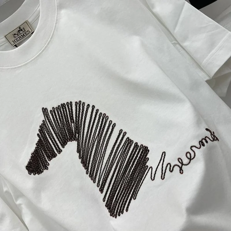 人気急上昇 エルメス マキシカルトゥーシュ 半袖Tシャツ 偽物 era31070