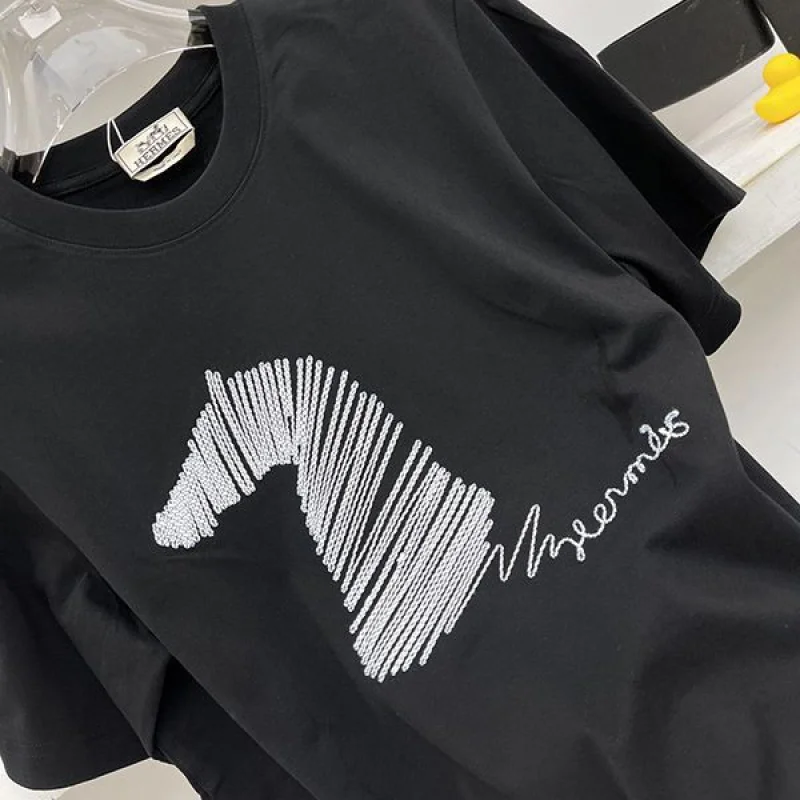 人気急上昇 エルメス マキシカルトゥーシュ 半袖Tシャツ 偽物 era31070