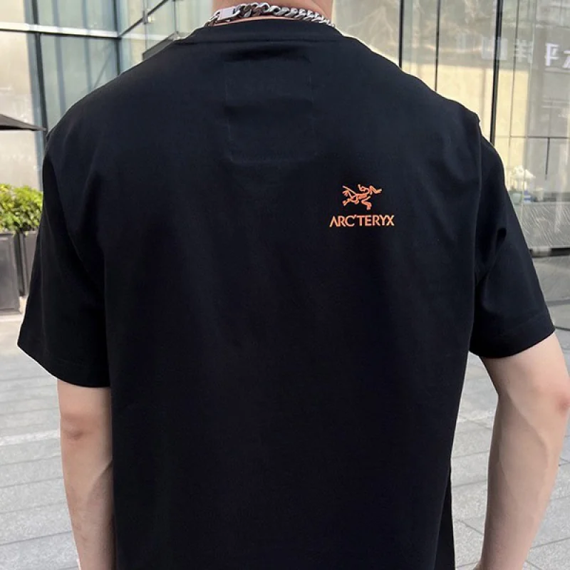 ジルサンダー+ x アークテリクス 偽物 コラボロゴTシャツ 男女兼用 Jik13604