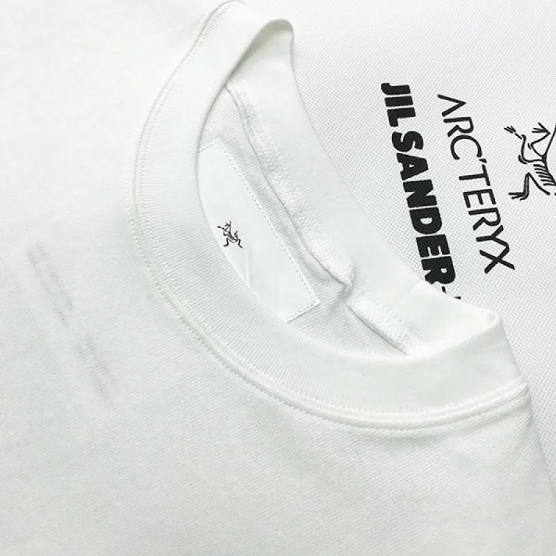 【日本未発売】ジルサンダー+ x アークテリクス コピー リフレクティブ コラボTシャツ 男女兼用 Jik36565