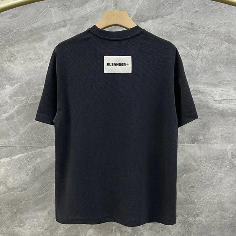 【日本未発売】ジルサンダー+ ロゴTシャツ 偽物 半袖 ブラック バックロゴ入り Jiq37993