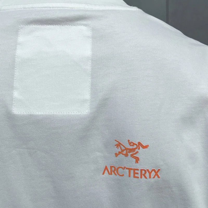 完売必至ジルサンダー+ x アークテリクス コピー コラボロゴTシャツ 男女兼用 Jiw28108