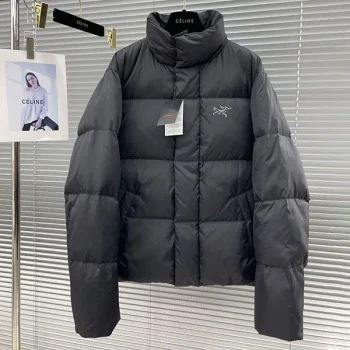 服 Jiz19878 スーパーコピー