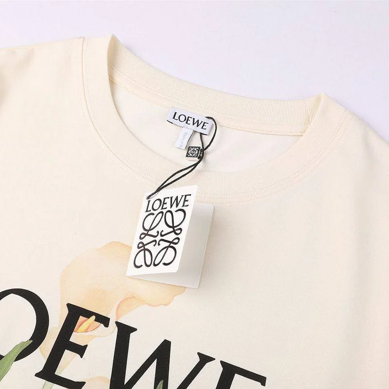 希少色 ロエベ Tシャツ スーパーコピー アナグラム ブローチプリント 半袖 loa31475