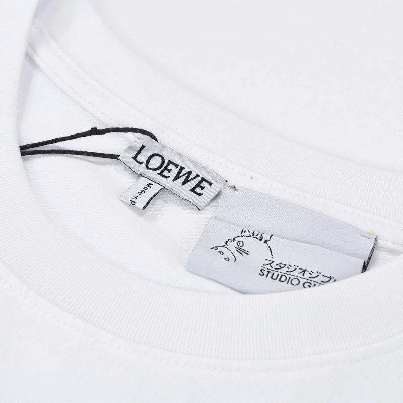 大人気!!新色 ロエベ × スタジオジブリ ロゴ Tシャツ コピー loc79636