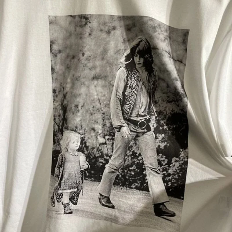 売上総額1位!ロエベ Paulas Ibiza クロップド Tシャツ 偽物 lod60479