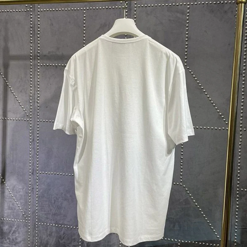 売上総額1位!ロエベ Paulas Ibiza クロップド Tシャツ 偽物 lod60479