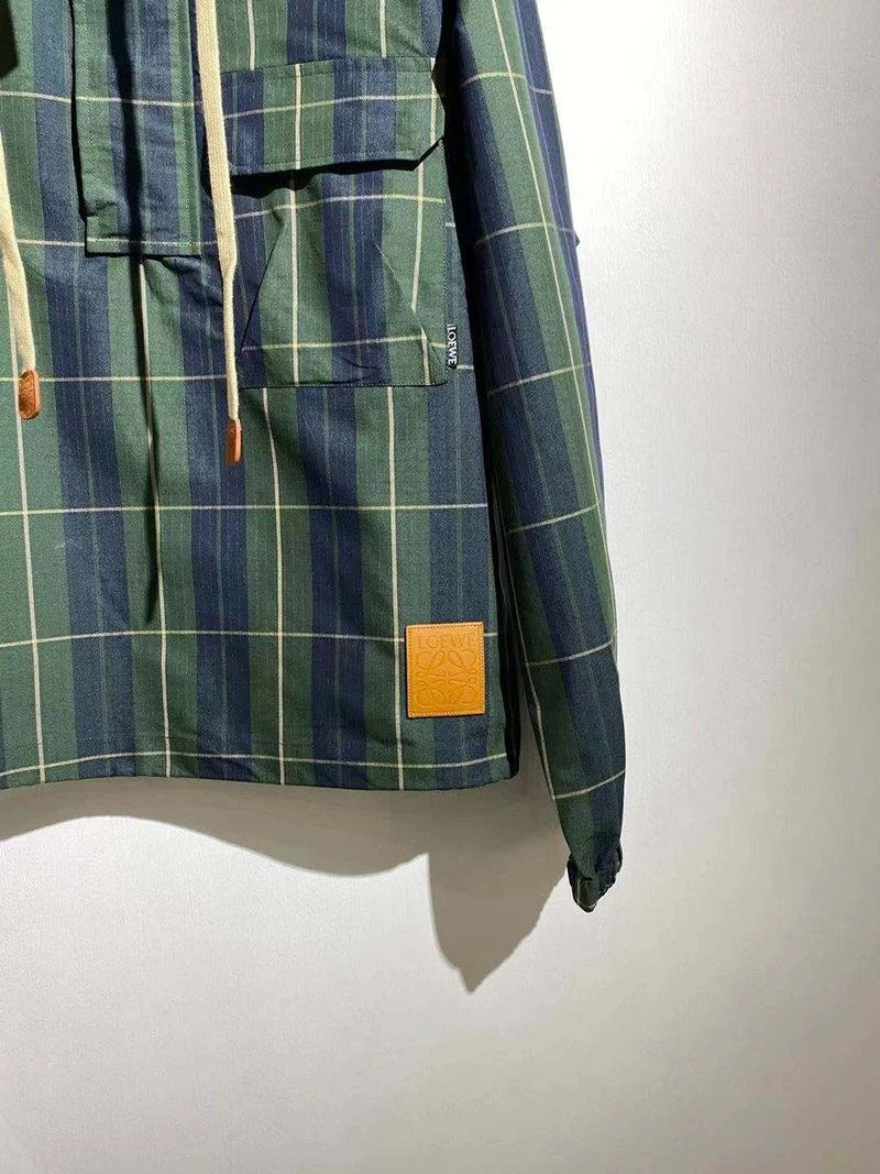 ★日本!!人気!ロエベ フード付き レザー カットアウト ジャケット 偽物 loi53969