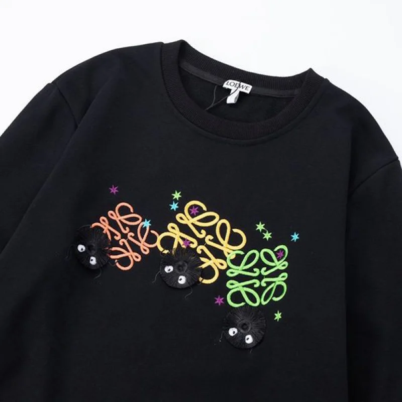 世界中で大人気♪ロエベ × 千と千尋 コピー フーディ ススワタリ アナグラム lop96331