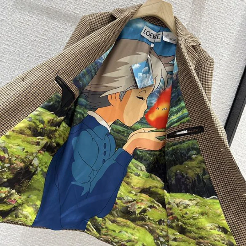 超話題!ロエベ 偽物 ハウルコラボ カルシファー ジャケット lor74184