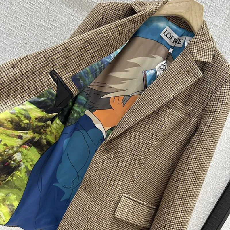 超話題!ロエベ 偽物 ハウルコラボ カルシファー ジャケット lor74184