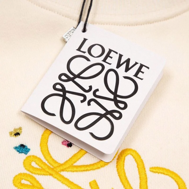 完売必至!ロエベ × 千と千尋 コピー スウェット ススワタリ アナグラム lov03451