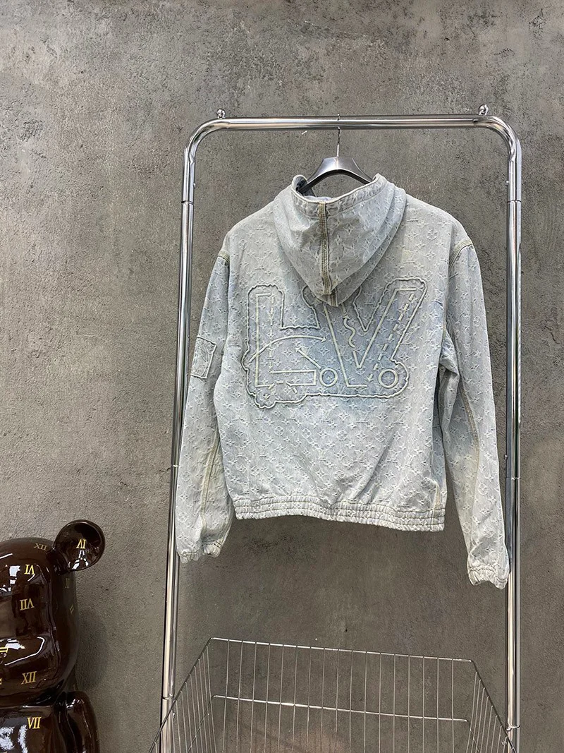 お早めに ルイヴィトン デニムジャケット コピー LV×NBA ジップスルーフーディ 1A8WTS