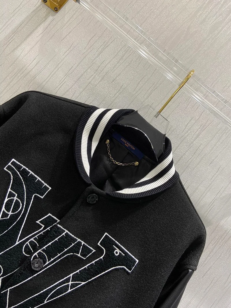 日本未入荷 【ルイヴィトン ジャケット コピー】NBAコラボ レザーバスケットボール 1A8WU9