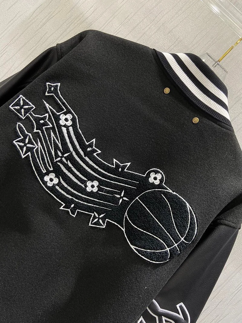 日本未入荷 【ルイヴィトン ジャケット コピー】NBAコラボ レザーバスケットボール 1A8WU9