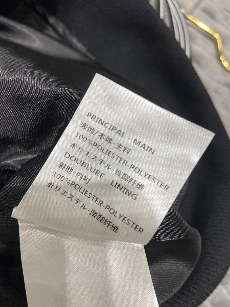 日本未入荷 【ルイヴィトン ジャケット コピー】NBAコラボ レザーバスケットボール 1A8WU9