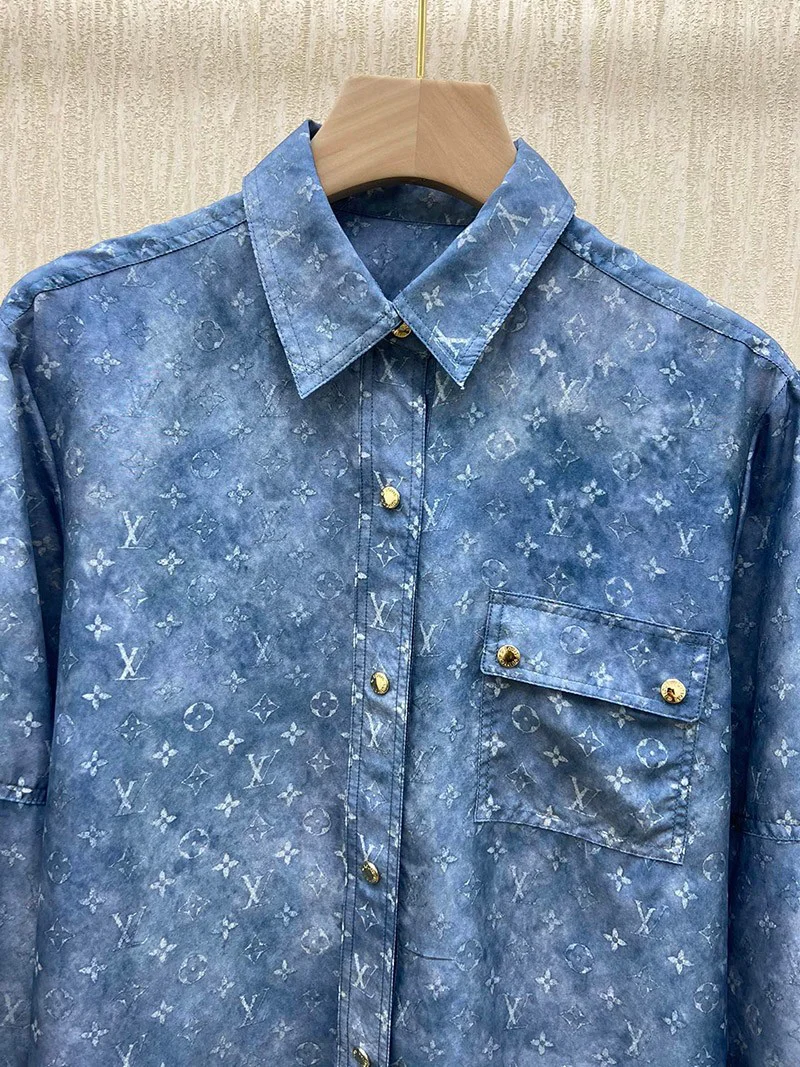 日本未入荷 ルイヴィトン シャツ コピー モノグラムクラウド ブラウス 1A9N73