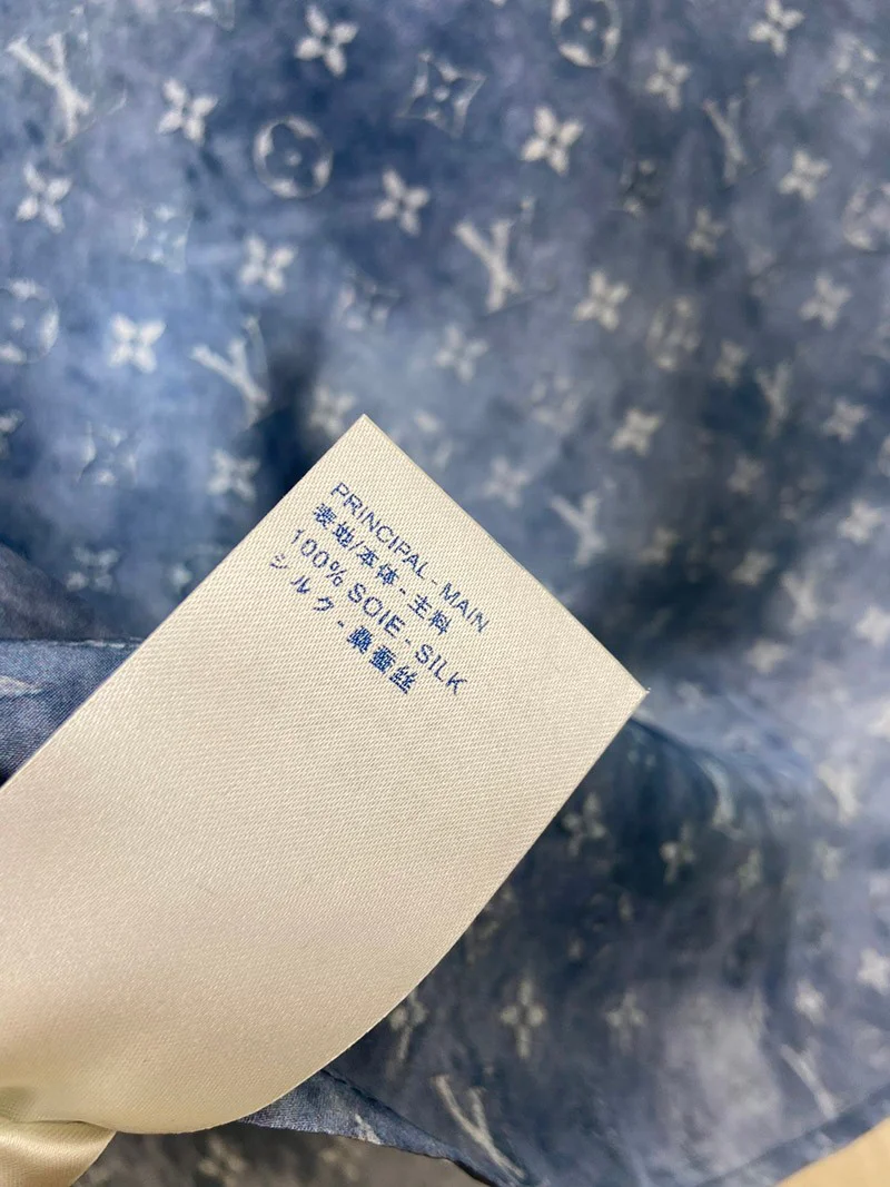 日本未入荷 ルイヴィトン シャツ コピー モノグラムクラウド ブラウス 1A9N73