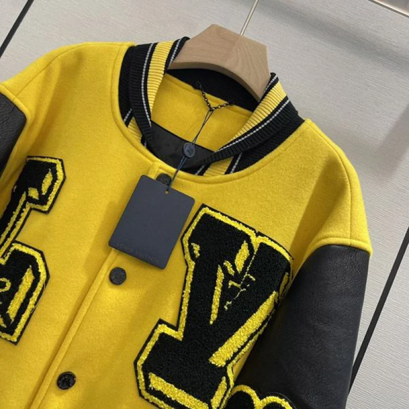 《大人気》ルイヴィトン 偽物 LV レザーエンブロイダリーバーシティ 1A9UIU