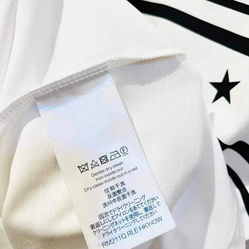 ルイヴィトン LVサマースターダストTシャツ 偽物 1AA9VH