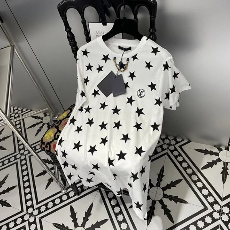 送料込ルイヴィトン スタープリントTシャツ コピー 1AA9WV