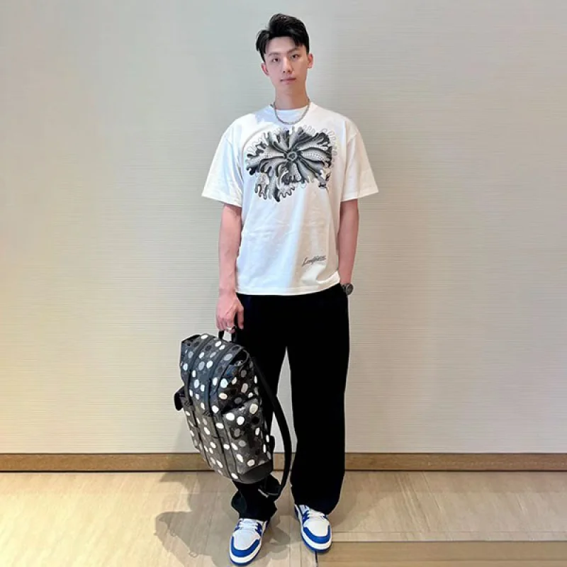 ルイヴィトン × YK 草間彌生 コラボ/フラワー Tシャツ 偽物 半袖 1AB6IJ