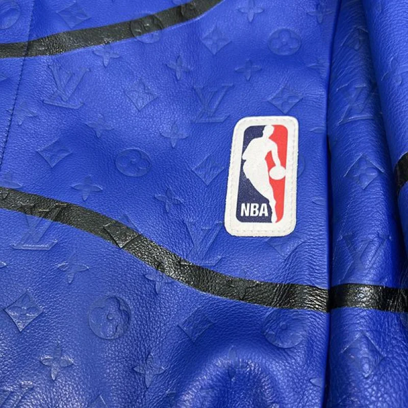 お洒落に♪ルイヴィトン NBA ジャケット コピー vua61846
