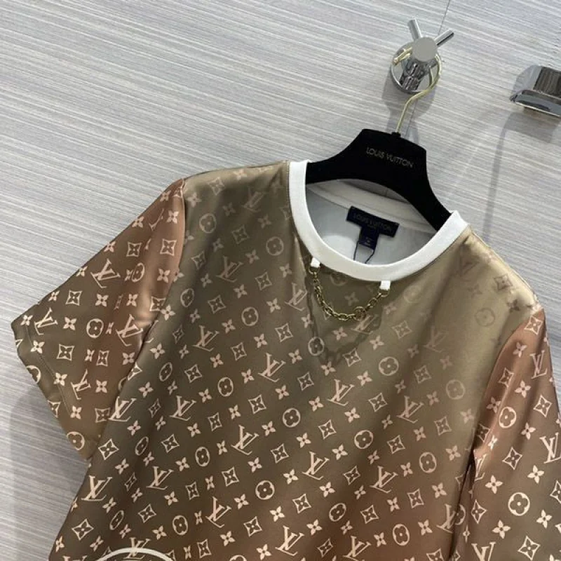 希少色ルイヴィトン グラデーション T シャツ 偽物 vuc43666