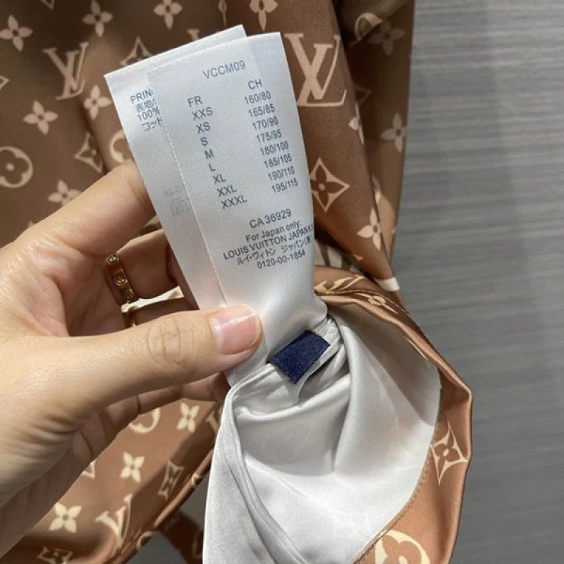 希少色ルイヴィトン グラデーション T シャツ 偽物 vuc43666