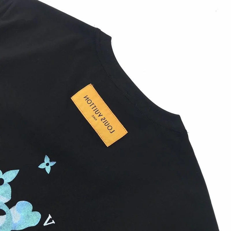 大人気!!新色ルイヴィトン Tシャツ スーパーコピー トップス 人気 vud00085