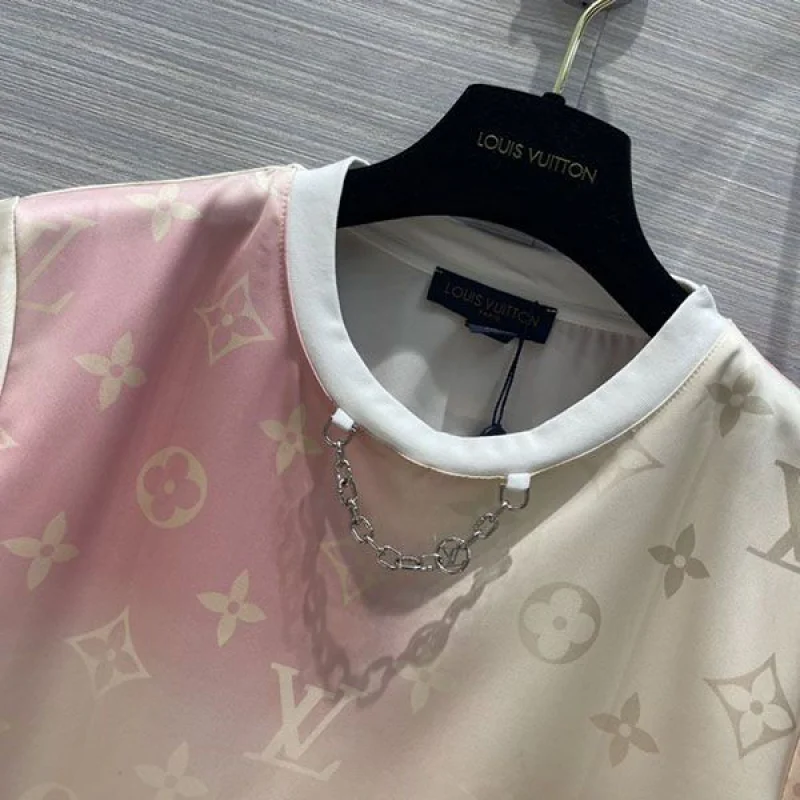 ブランドルイヴィトン グラディエントLVサークルTシャツ コピー 上下セット vud07839