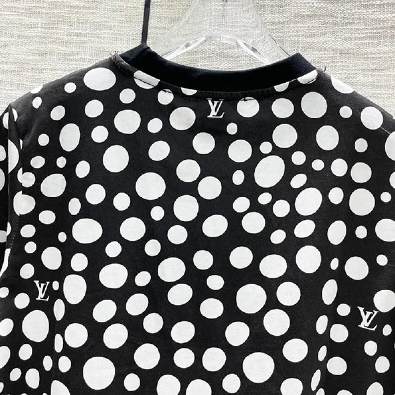 ルイヴィトン LV × YK インフィニティ ドット Tシャツ 偽物 モダン vud77693