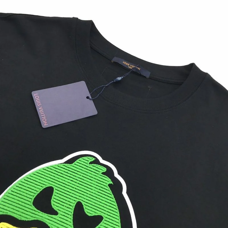 目を惹くカラー【ルイヴィトン×NIGOコラボ Tシャツ コピー】ダック クルーネック vue97675