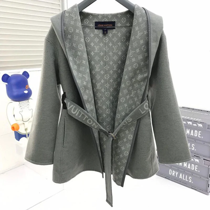ルイヴィトン フード付 ラップコート 偽物 素敵オーラを身にまとう♪ vuh32474
