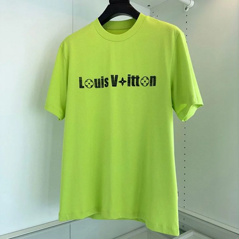 ルイヴィトン プリント コピー Tシャツ 黒 vuh91848