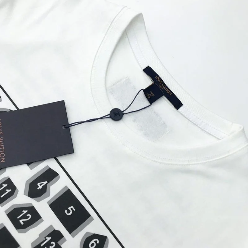 入手困難すぐ届く◆ルイヴィトン◆レジェンダリートランクTシャツ 偽物 1AA4R1 vui92064