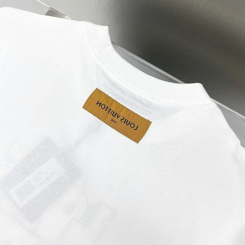 【大特価】ルイヴィトン NBA フロント&バック レタープリントTシャツ コピー vuj38824